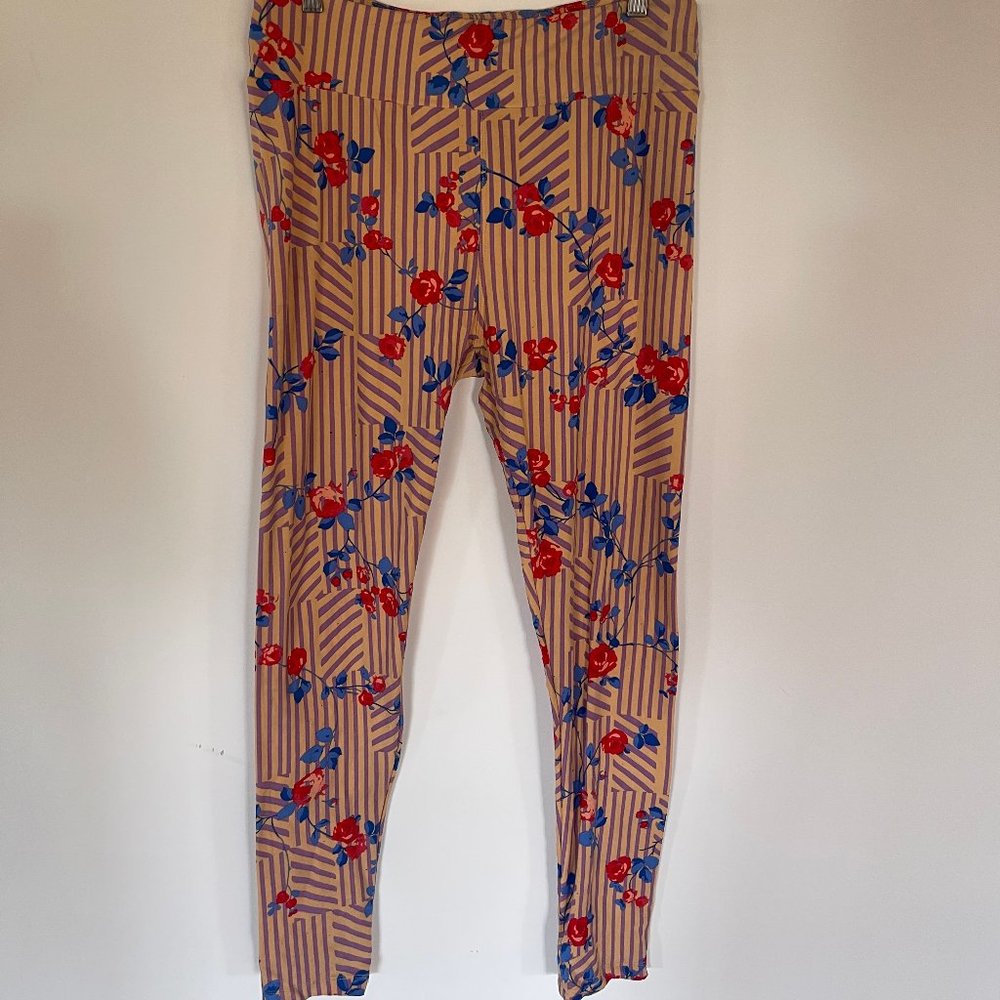 20% off 3+ items Floral and stripe LuLaRoe leggings in Tall & Curvy. NEVER WORN!